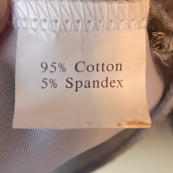 Yellowstone Dutton Ranch Sweatshirt - Picture 3 of 5